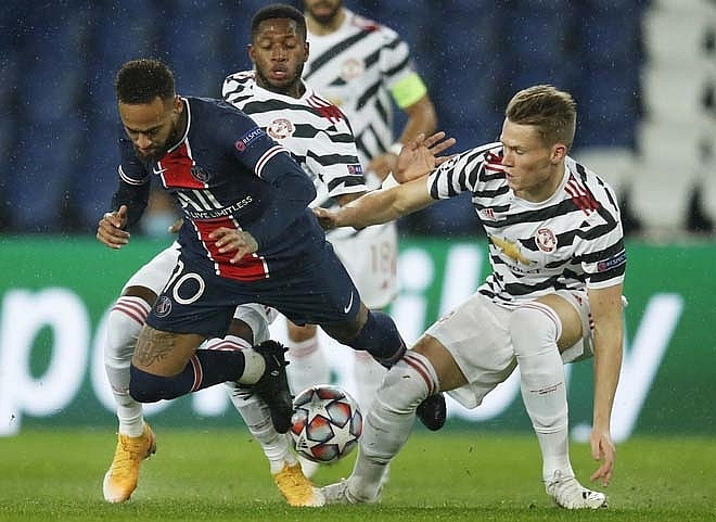 Lịch thi đấu bóng đá hôm nay 2/12: MU đại chiến PSG