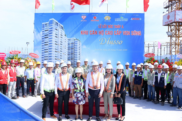 Cất nóc dự án D’Lusso