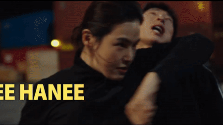 Hoa hậu Hàn Quốc tái xuất trong siêu phẩm ăn khách nhất phòng vé