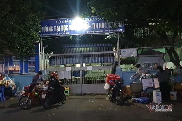 Cựu sinh viên ghé thăm trường rồi rơi lầu tử vong ở Sài Gòn