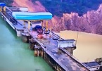 5.000m3 đất đá sạt lở uy hiếp thủy điện Hương Điền
