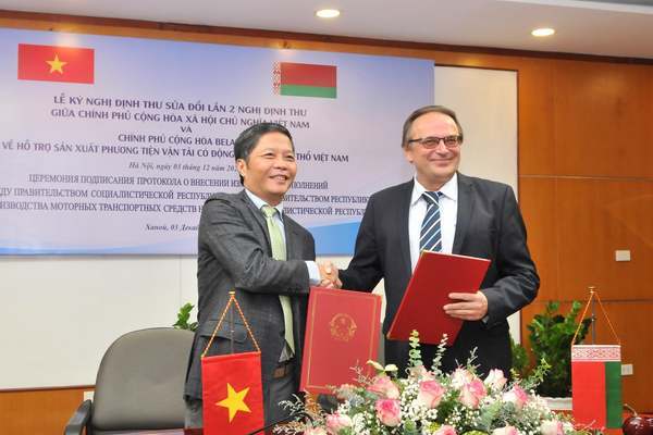 Việt Nam - Belarus liên kết sản xuất ô tô