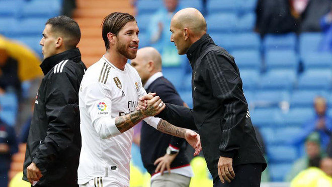 Đội trưởng Sergio Ramos họp gấp ‘cứu’ Zidane và Real Madrid