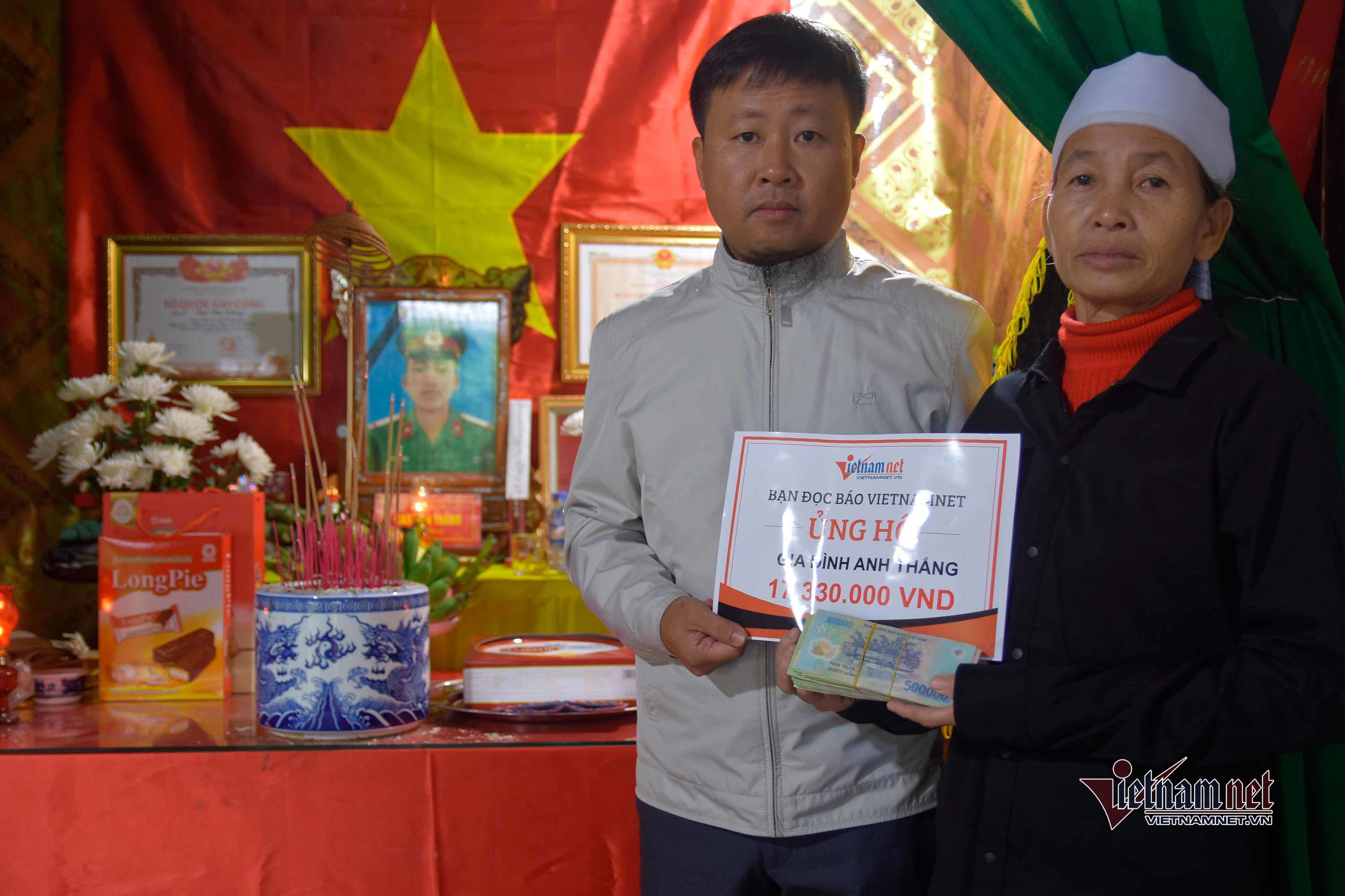Báo VietnamNet trao hơn 200 triệu cho 4 hoàn cảnh ở Hà Tĩnh