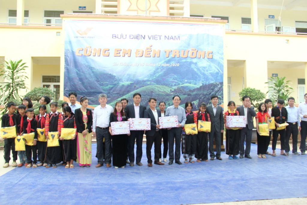 Check out the national target programs in Muong Nhe