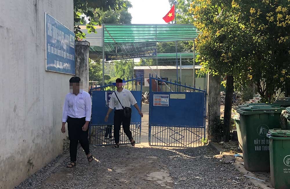 Đình chỉ hiệu trưởng vụ nghi vấn nữ sinh lớp 10 tự tử vì uất ức