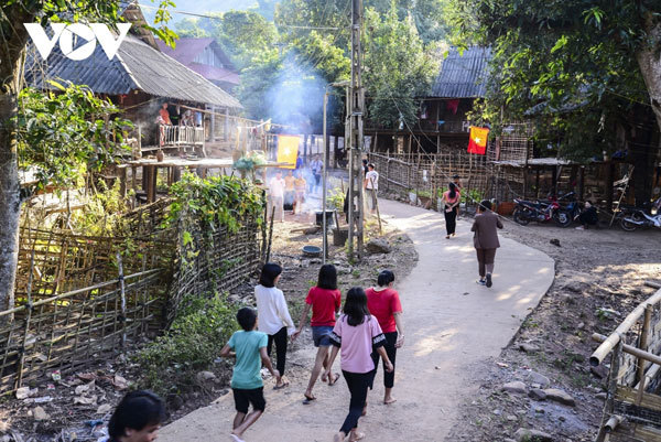 Early New Year festival of Cong ethnic people