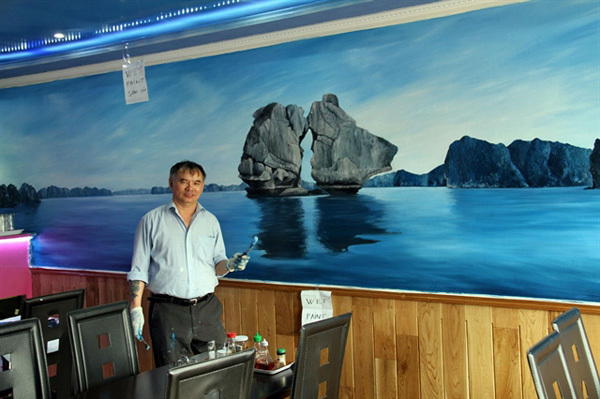 Paint Vietnam in London, a self-taught painter puts nostalgy on the walls