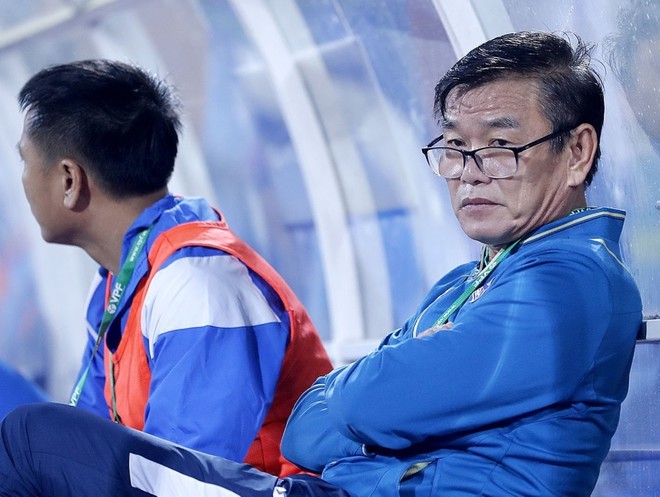 HLV Phan Thanh Hùng chia tay Than Quảng Ninh