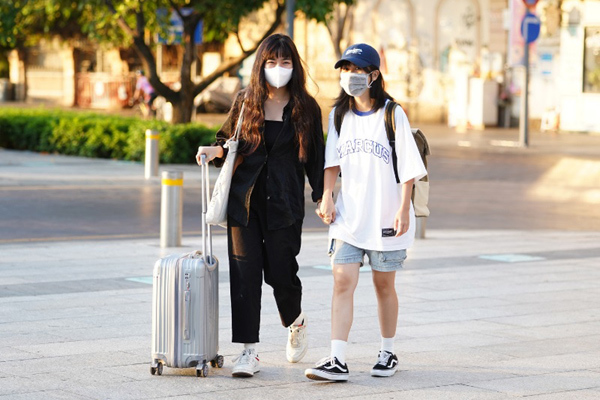 Sao nhập ngũ tập 1: Hậu Hoàng - Khánh Vân 'dính nhau như ...
