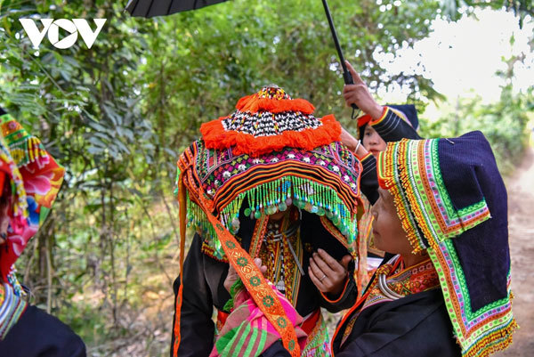 Exciting wedding of Dao ethnic group in north Vietnam