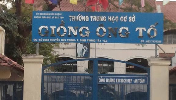 Nam sinh quay lén trong nhà vệ sinh nữ bị dừng học 1 năm