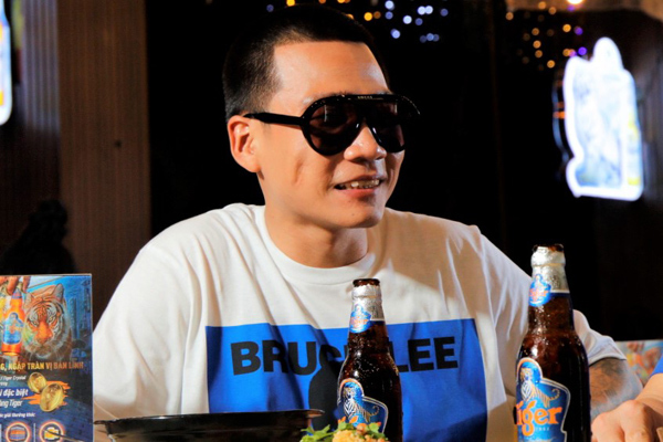 BLV Quang Huy và rapper Wowy thân nhau nhờ bóng đá