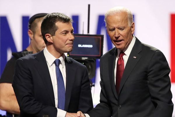 Ông Biden cân nhắc chính khách 38 tuổi làm đại sứ ở Trung Quốc