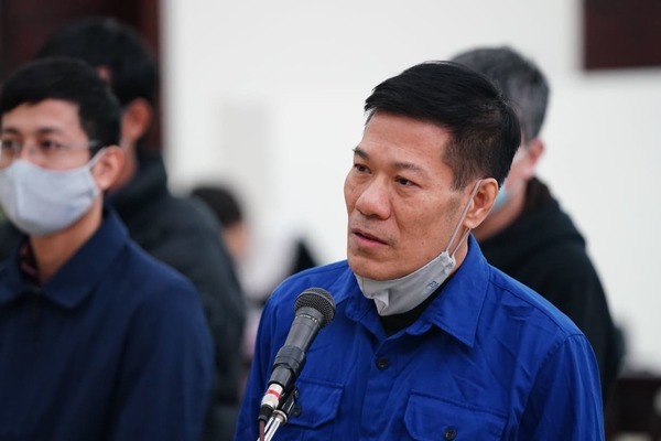 Ông Nguyễn Nhật Cảm phủ nhận chuyện 'chia chác' tiền hoa hồng