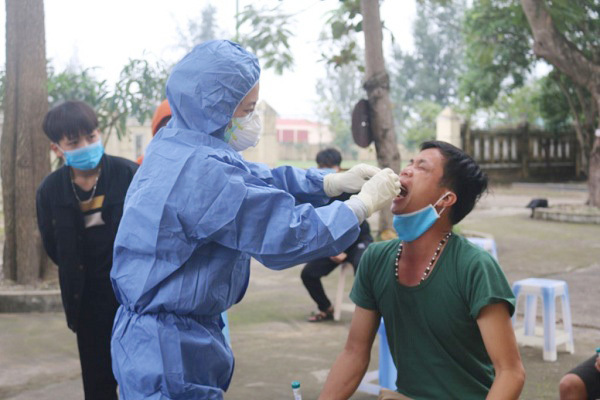 44 người là F1 bệnh nhân tái dương tính Covid-19 đều âm tính