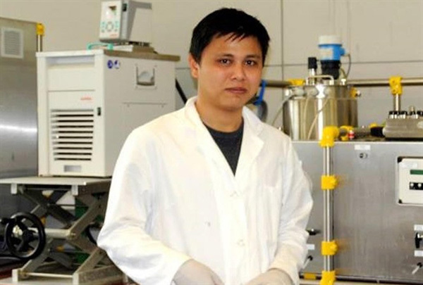 Scientist uses his talents to aid fishermen