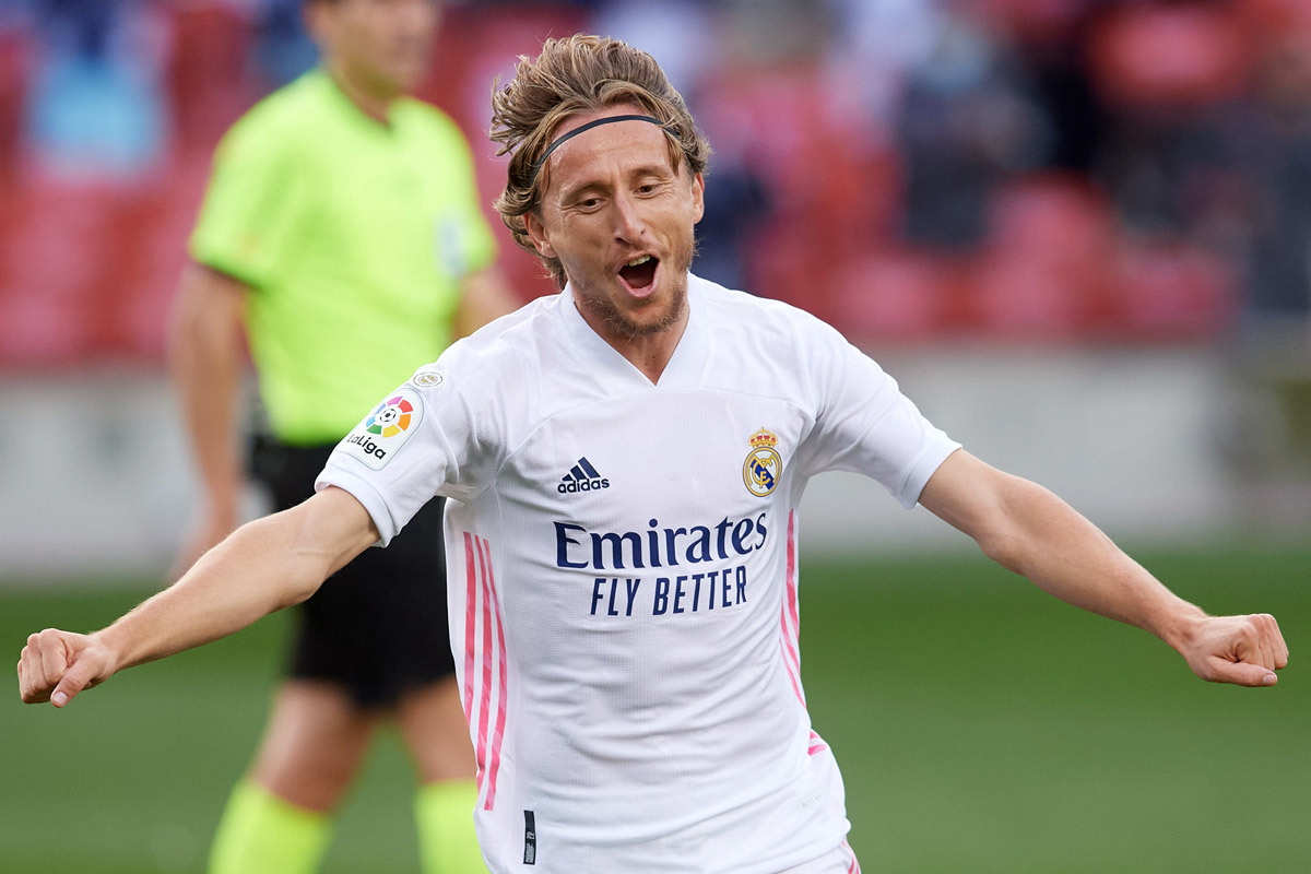 Derby Madrid: Luka Modric và vũ điệu vượt thời gian