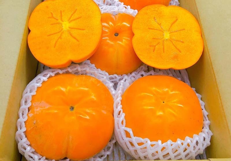Đồ Nhật giá chát dân Việt vẫn ham: Hồng 1 triệu/quả, dưa muối 500 ngàn/kg