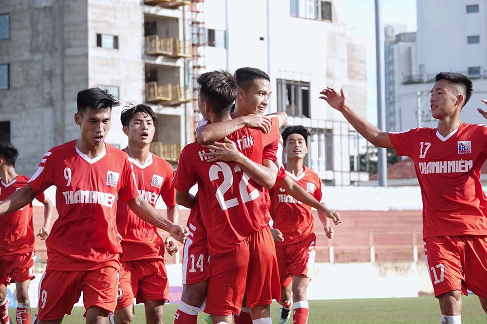 Sao U22 Việt Nam toả sáng, Nam Định vào bán kết VCK U21 QG