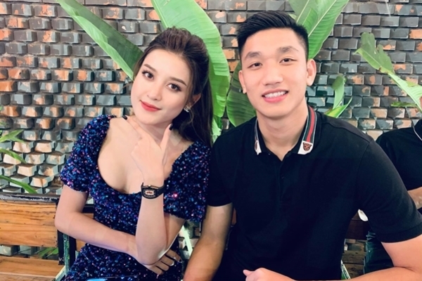 Á hậu Huyền My sinh nhật tuổi 25 vui vẻ bên cầu thủ Trọng Đại