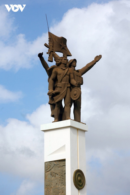 Buon Ma Thuot Victory Monument
