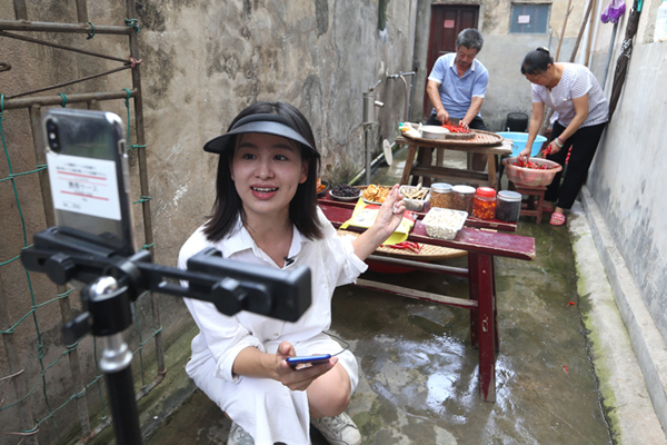 Can Vietnam turn livestream into a billion-dollar industry?