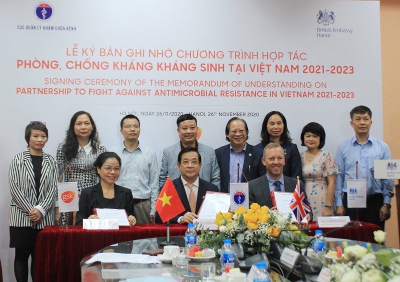 Việt Nam – Anh hợp tác phòng, chống kháng kháng sinh