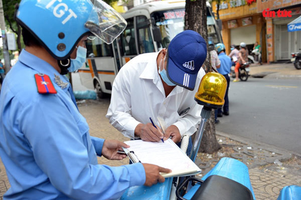 HCM City steps up inspections of traffic&nbsp;violations during&nbsp;holiday period