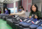 Vietnamese garment and footwear surviving during the coronavirus