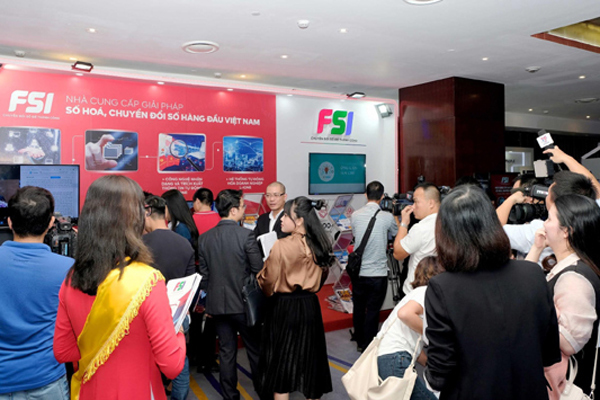 Vietnam DX Day 2020: FSI gây ấn tượng với 3 giải pháp công nghệ 4.0