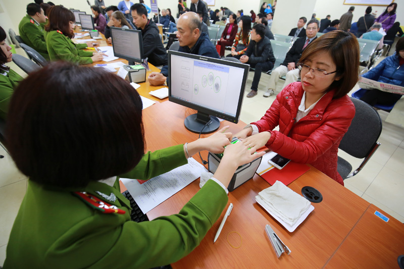 Hà Nội yêu cầu huy động lực lượng cấp căn cước cho 2,5 triệu người