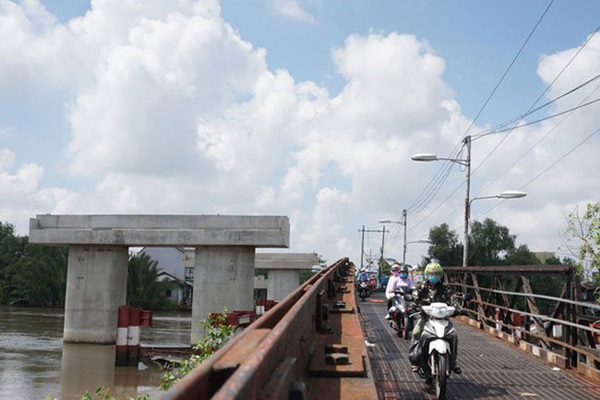 HCM City to resume many long-stalled infrastructure projects