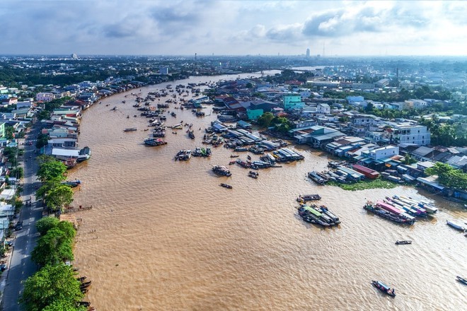 Đồng bằng Sông Cửu Long: Lộ thông - tài thông