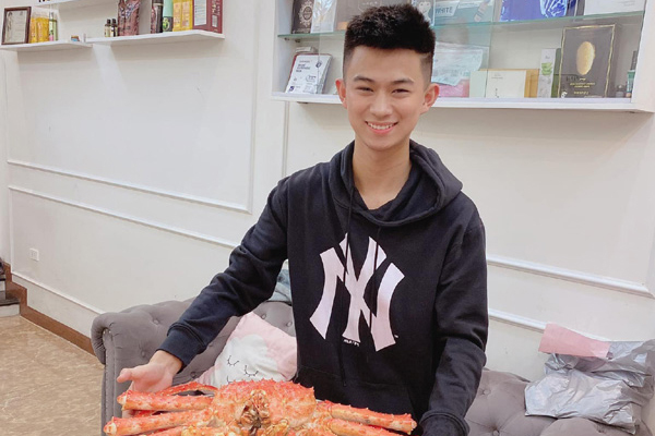 Chàng trai 20 tuổi làm ‘vua hải sản’ Phú Thọ