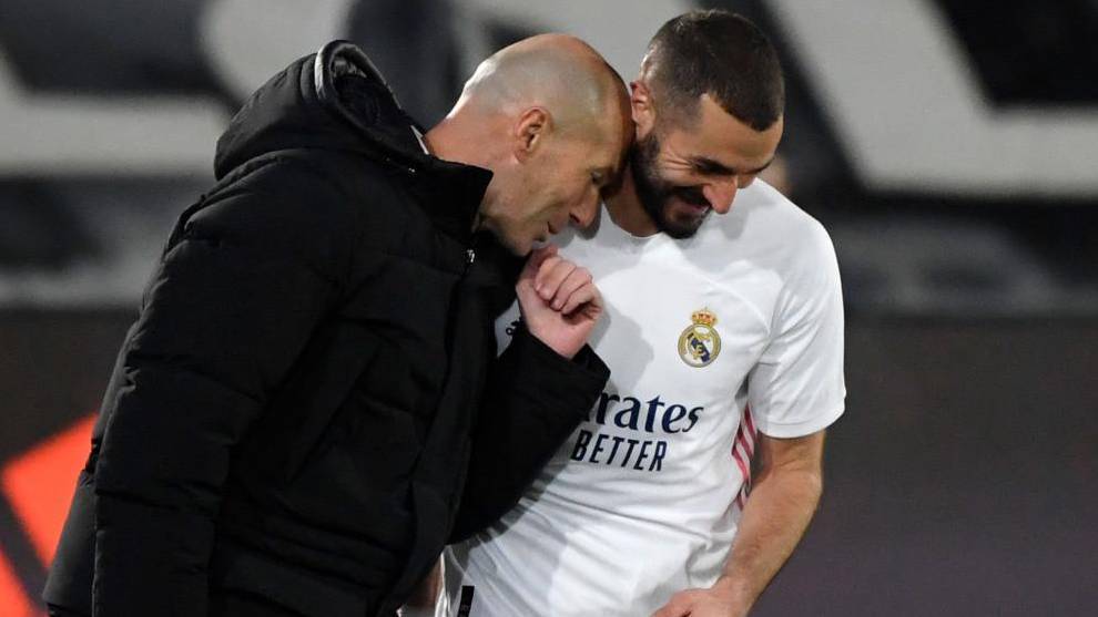 Real Madrid thắng giòn, Zidane khen Benzema dễ gây mích lòng