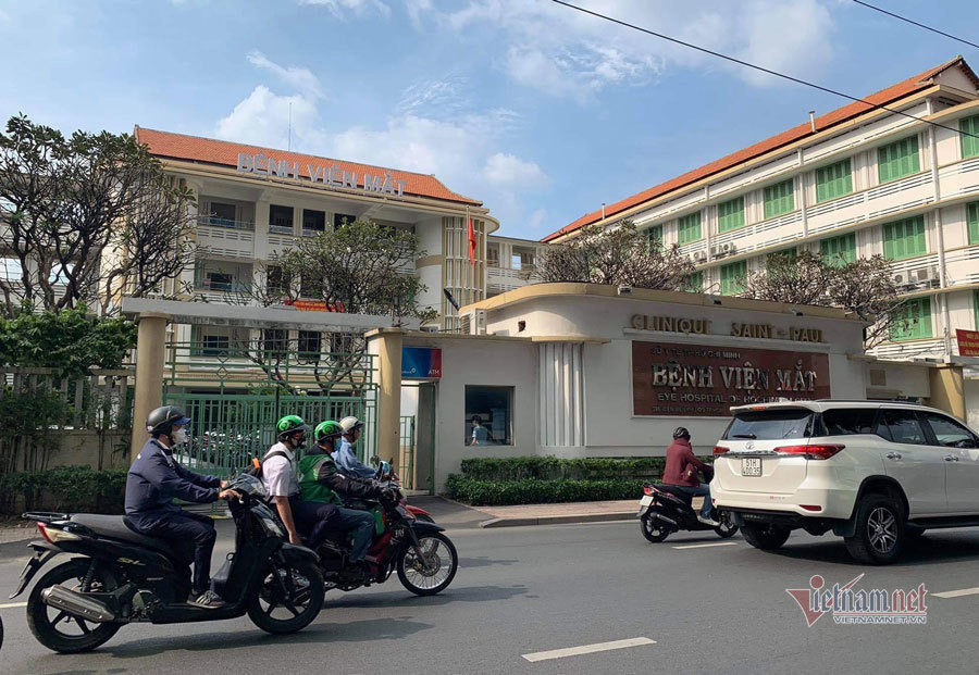 Đình chỉ công tác Giám đốc và Phó giám đốc Bệnh viện Mắt TP.HCM