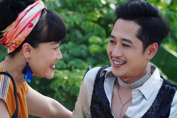 Hải bóng ẻo lả 'Hướng dương ngược nắng': Ai ghét cứ ghét, sao cấm được