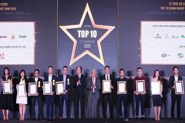 VinID nhận cú đúp giải thưởng ‘Top 10 doanh nghiệp ICT Việt Nam 2020’