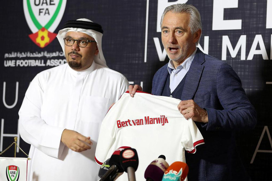 HLV UAE tuyên bố qua mặt tuyển Việt Nam