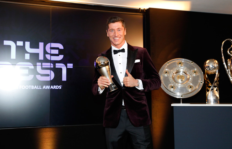 Qua mặt Messi và Ronaldo, Lewandowski đoạt The Best 2020