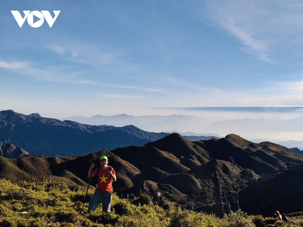 Trekking up Ta Chi Nhu Mountain in Yen Bai