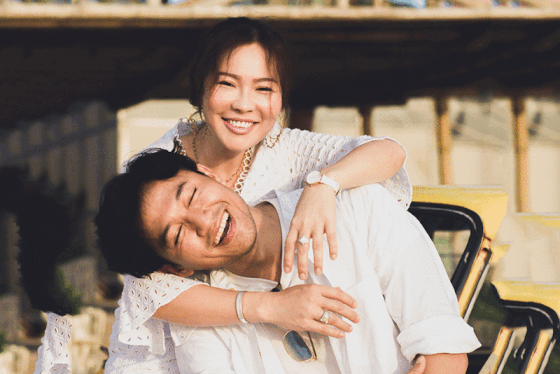 Sao nam Việt lấy vợ hơn tuổi vẫn lãng mạn, hạnh phúc
