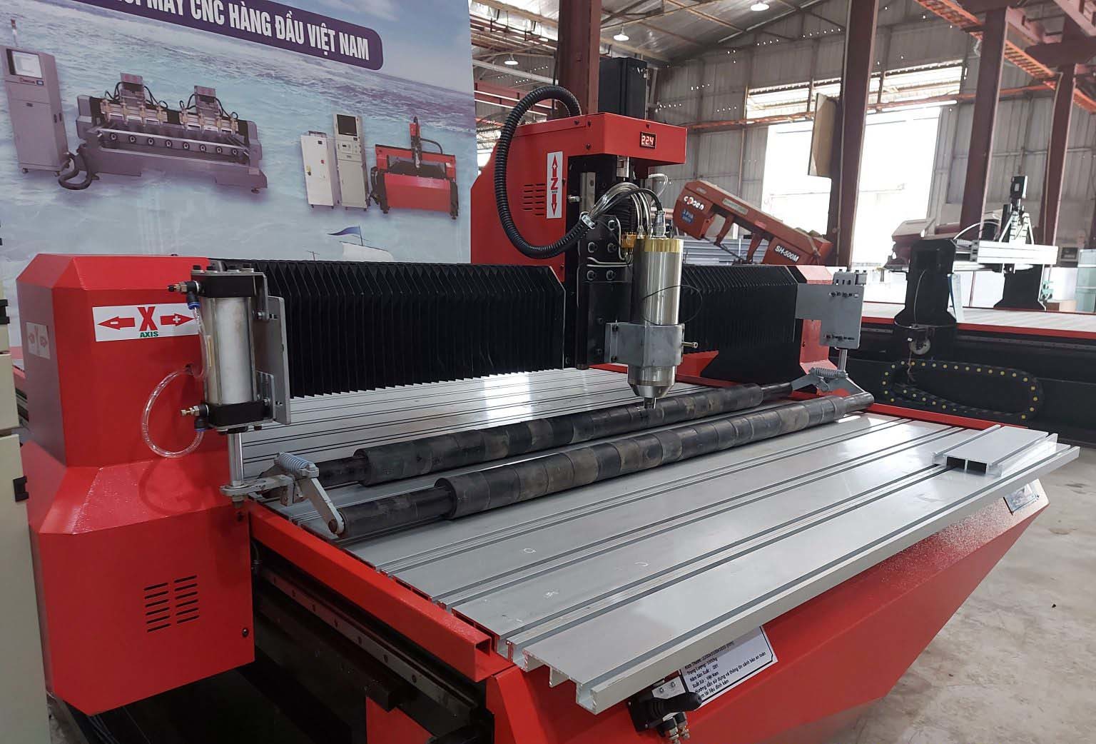 Đông Phương tiên phong chế tạo máy CNC, thiết bị tự động hoá