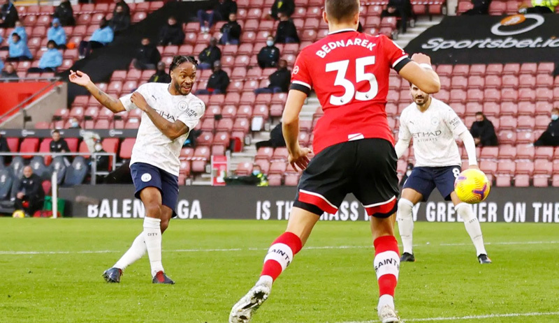 Man City thắng nhọc Southampton nhờ công Sterling