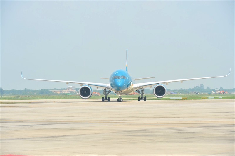 Covid-19 takes a heavy toll on Vietnam aviation industry