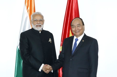 Việt Nam - Ấn Độ ký kết hợp tác quốc phòng, hạt nhân dân sự, dầu khí