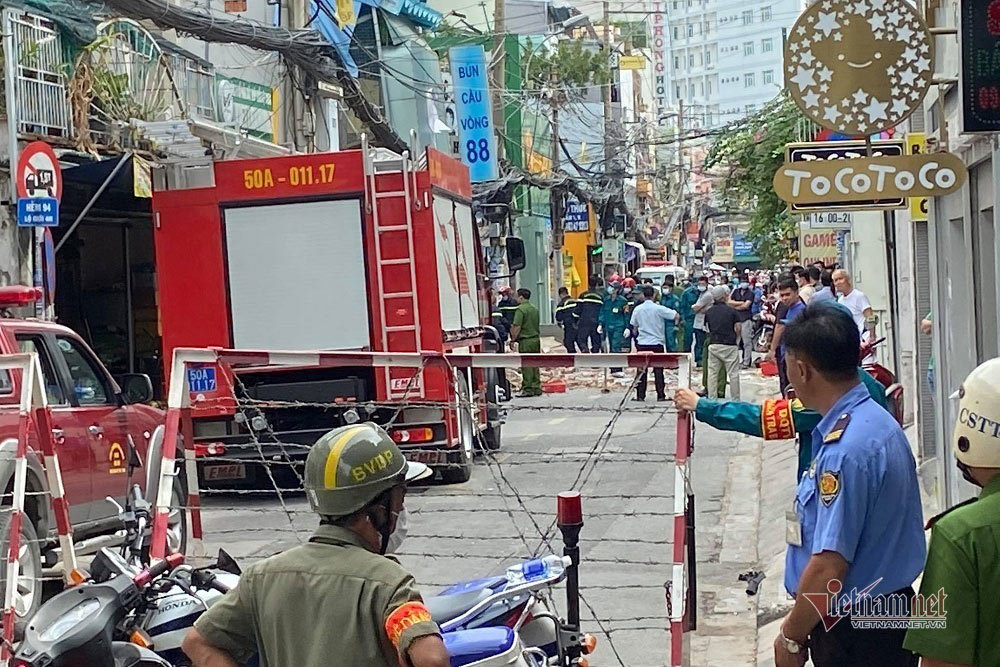 Nổ rung chuyển cả khu phố ở Sài Gòn, nhiều người tháo chạy