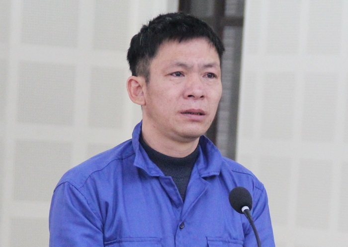 Lộ ảnh nhạy cảm với nhân tình, vợ bị chồng chém trọng thương