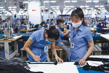 Ổn định vĩ mô - mảnh đất để chăm bón lòng tin thị trường